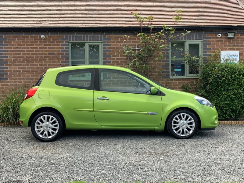 RENAULT CLIO DYNAMIQUE TOMTOM 16V 2010