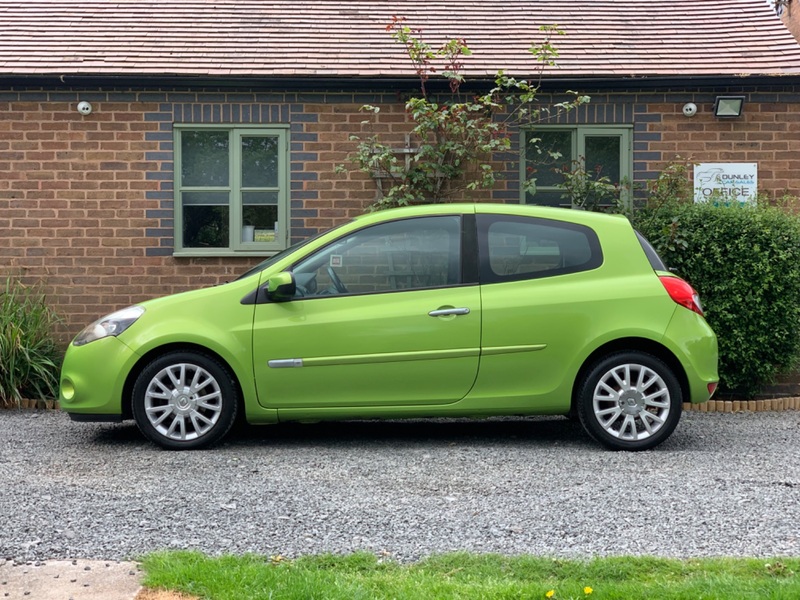 RENAULT CLIO DYNAMIQUE TOMTOM 16V 2010