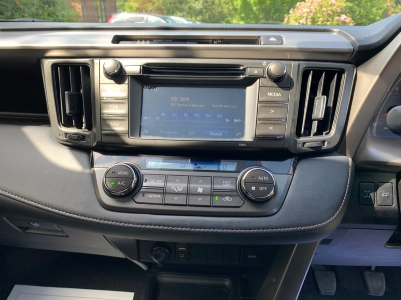 TOYOTA RAV4 D-4D ICON AWD 2015