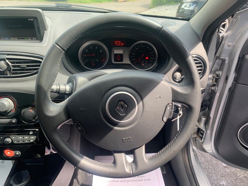 RENAULT CLIO DYNAMIQUE TOMTOM 16V 2012