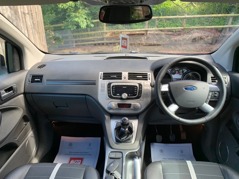 FORD KUGA TITANIUM TDCI 2009