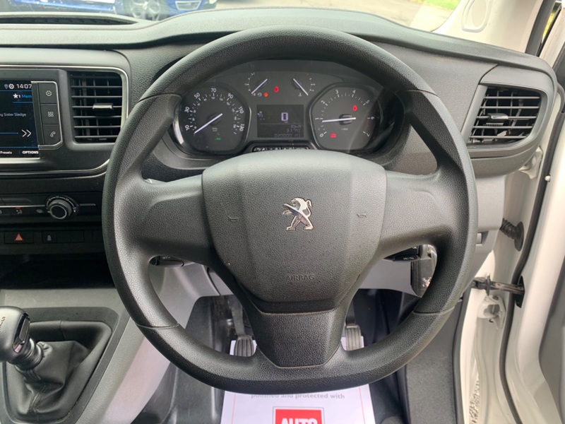 PEUGEOT EXPERT BLUE HDI PROFESSIONAL STANDARD 2019