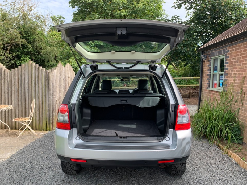 LAND ROVER FREELANDER TD4 E XS 2009