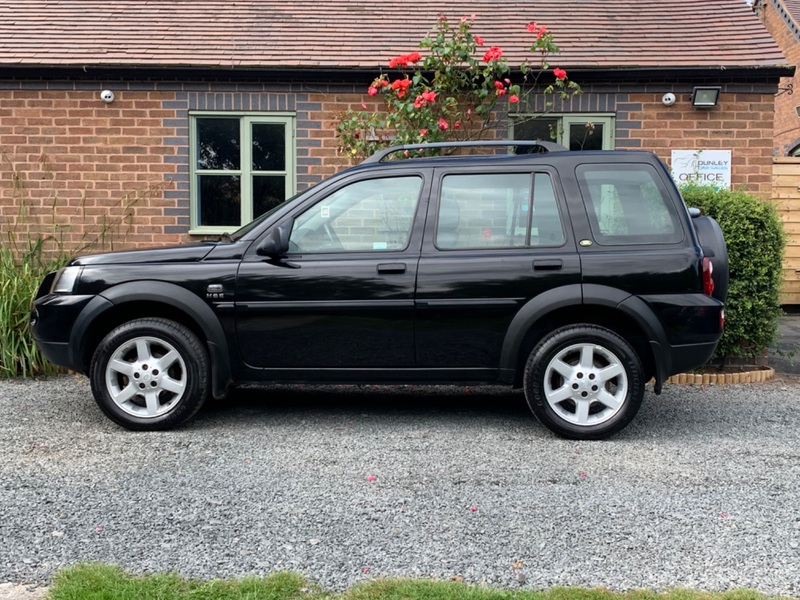 LAND ROVER FREELANDER TD4 HSE STATION WAGON 2004