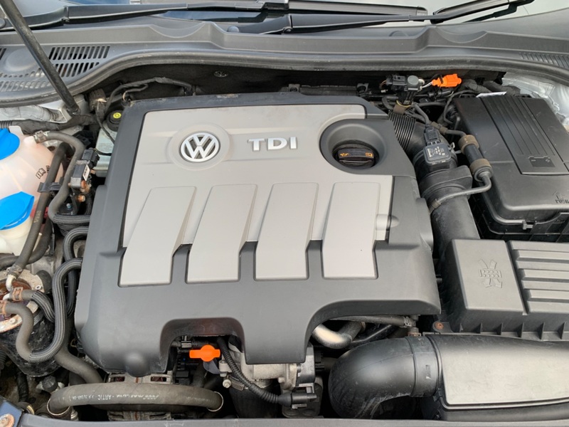 VOLKSWAGEN GOLF S TDI BLUEMOTION TECHNOLOGY 2011