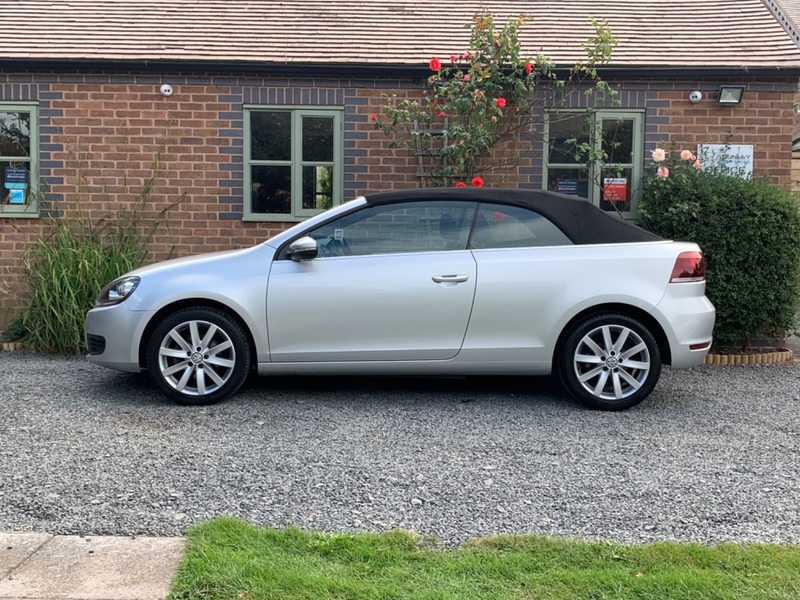 VOLKSWAGEN GOLF S TDI BLUEMOTION TECHNOLOGY 2011