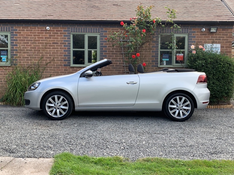 VOLKSWAGEN GOLF S TDI BLUEMOTION TECHNOLOGY 2011