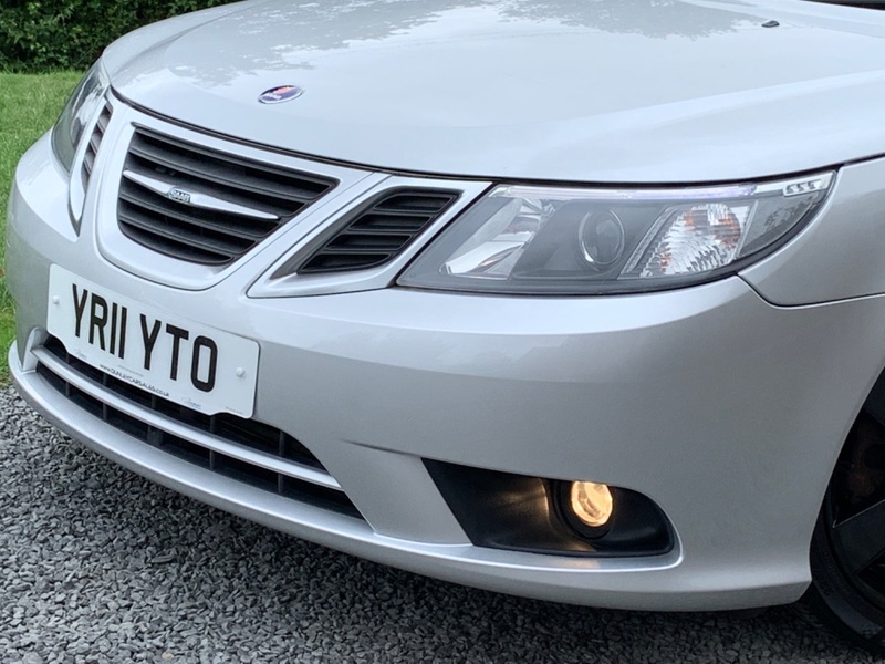 SAAB 9-3 LINEAR SE 2011