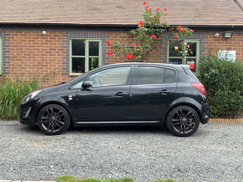 VAUXHALL CORSA BLACK EDITION 2012