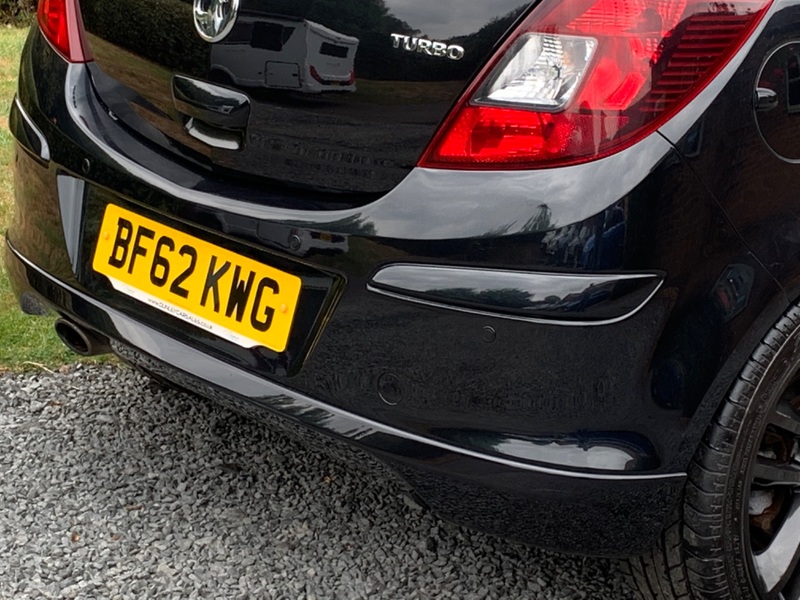 VAUXHALL CORSA BLACK EDITION 2012