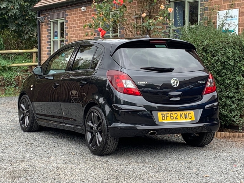 VAUXHALL CORSA BLACK EDITION 2012