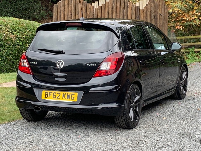 VAUXHALL CORSA BLACK EDITION 2012