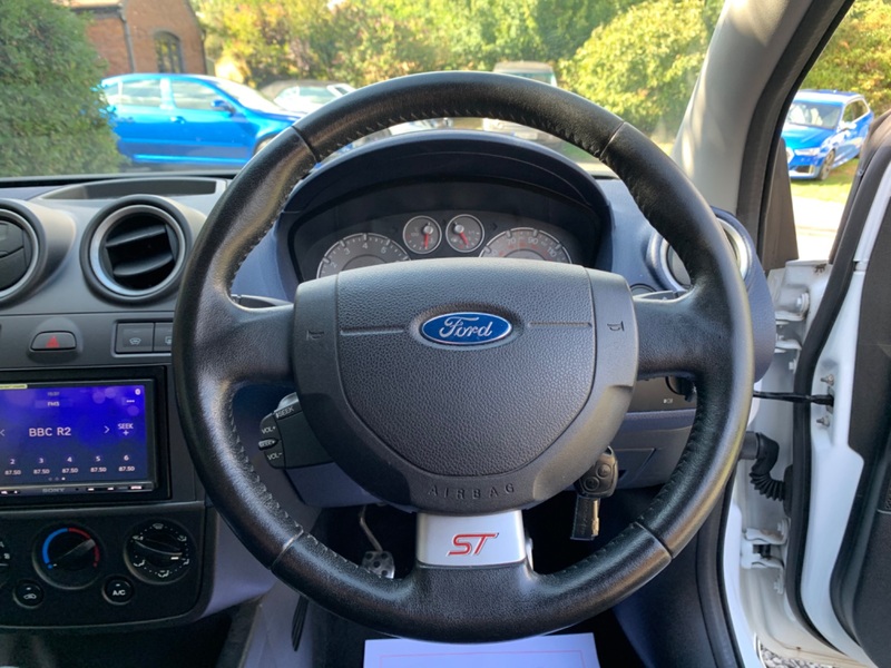 FORD FIESTA ST 16V 2008