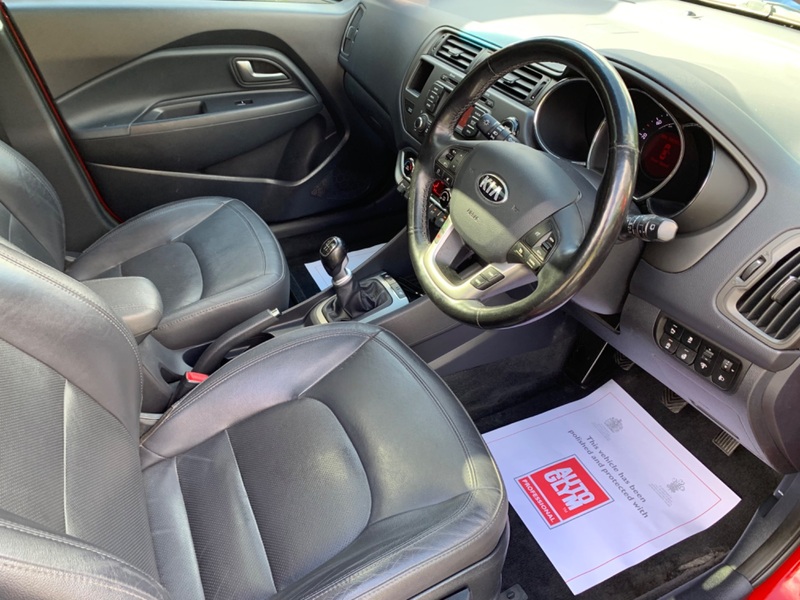 KIA RIO CRDI 4 ECODYNAMICS 2014