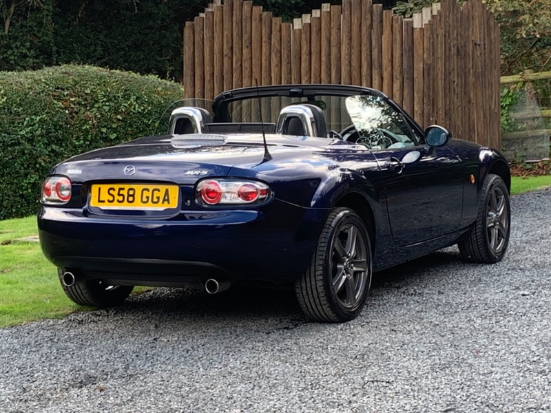 MAZDA MX-5 I ROADSTER 2008