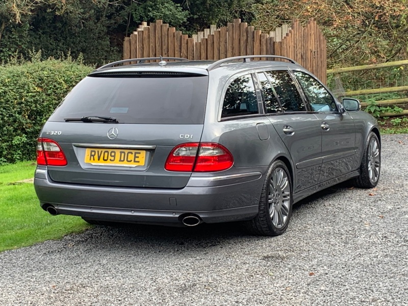 MERCEDES-BENZ E CLASS E320 CDI SPORT 2009