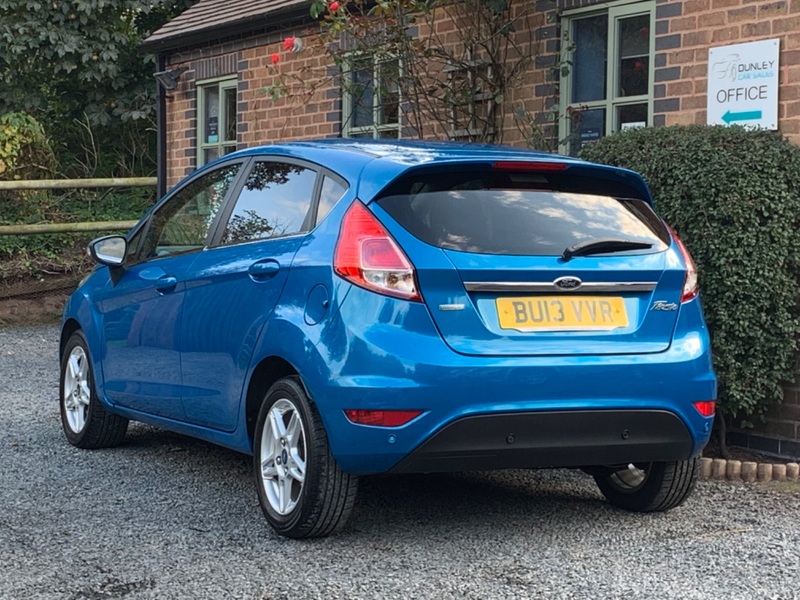 FORD FIESTA ZETEC 2013