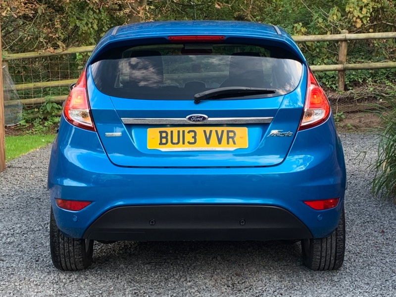 FORD FIESTA ZETEC 2013