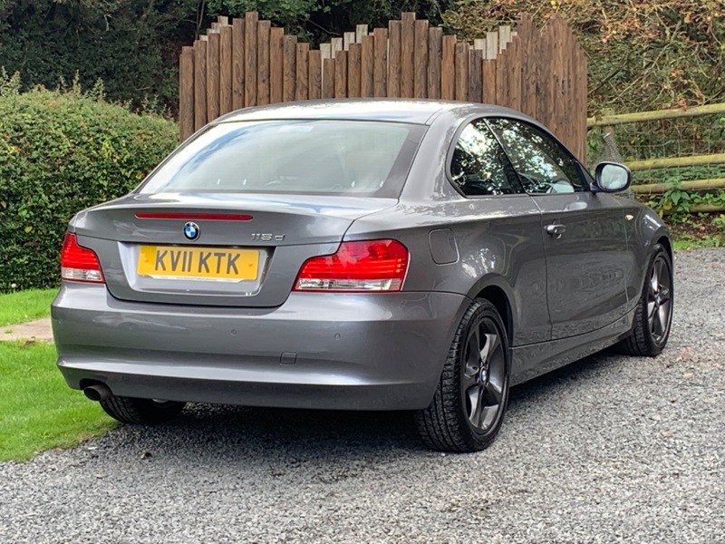 BMW 1 SERIES 118D SE 2011