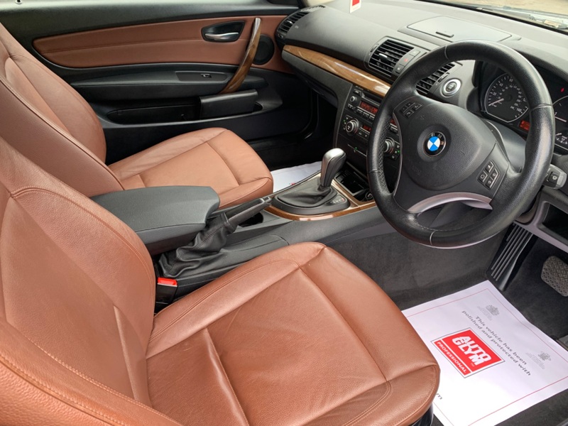 BMW 1 SERIES 118D SE 2011