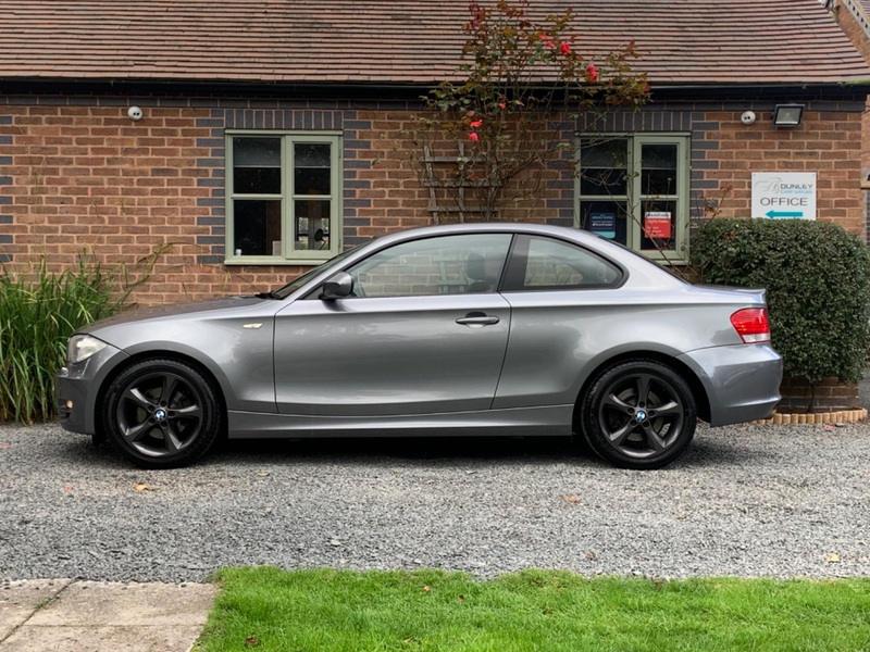 BMW 1 SERIES 118D SE 2011