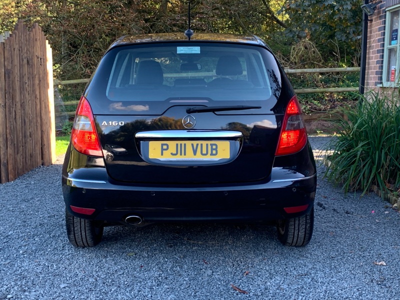 MERCEDES-BENZ A CLASS A160 BLUEEFFICIENCY AVANTGARDE SE 2011
