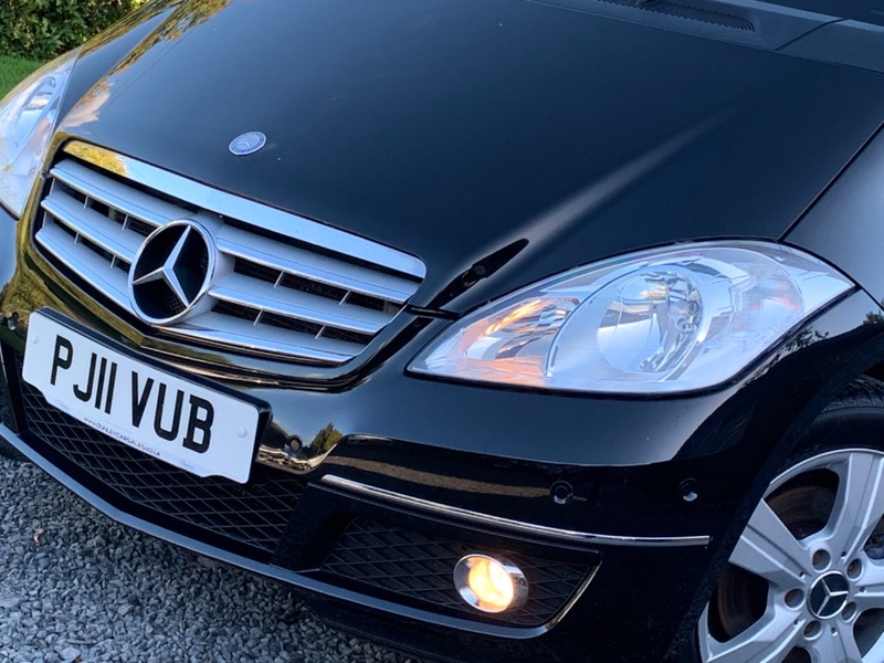 MERCEDES-BENZ A CLASS A160 BLUEEFFICIENCY AVANTGARDE SE 2011