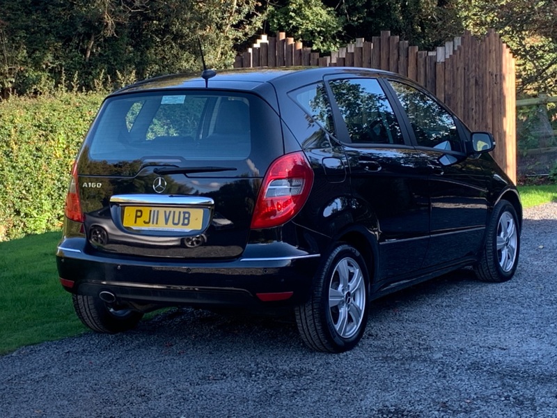 MERCEDES-BENZ A CLASS A160 BLUEEFFICIENCY AVANTGARDE SE 2011