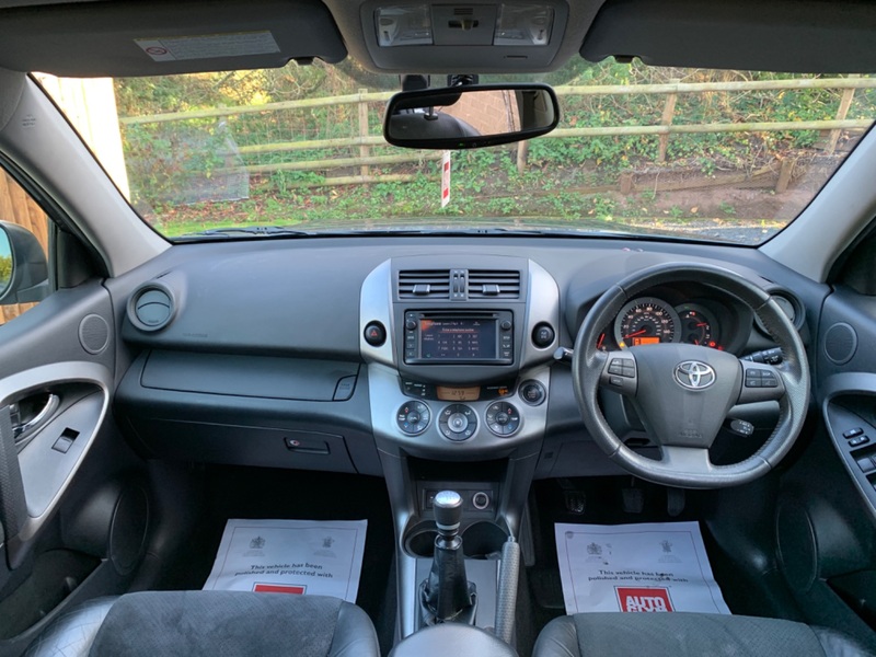TOYOTA RAV4 D-4D XT-R AWD 2012