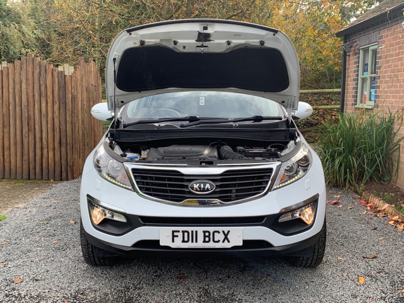 KIA SPORTAGE CRDI KX-3 SAT NAV 2011