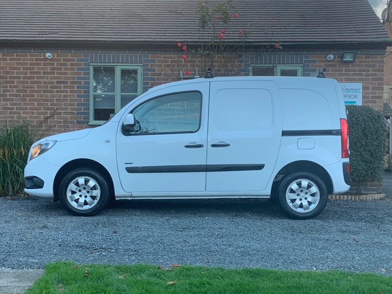 MERCEDES-BENZ CITAN 109 CDI BLUEEFFICIENCY 2013