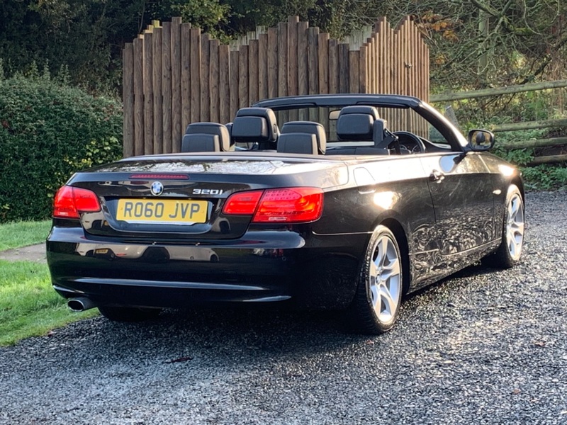 BMW 3 SERIES 320I SE 2010