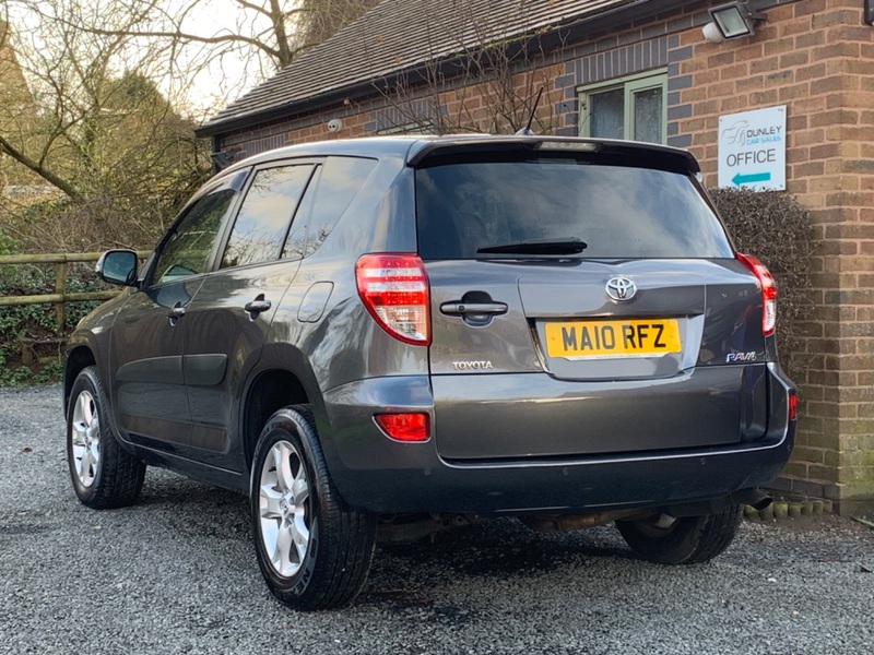 TOYOTA RAV4 D-4D XT-R 2010