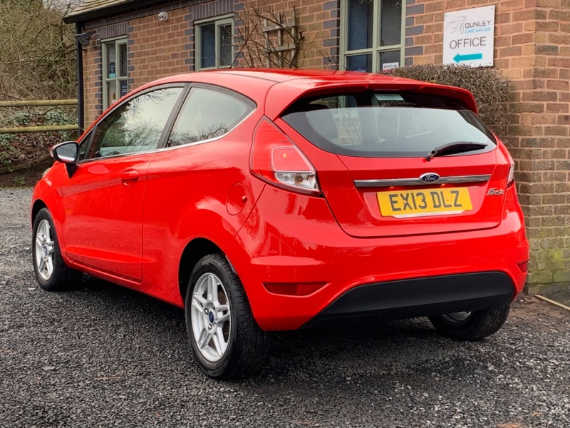 FORD FIESTA ZETEC 2013