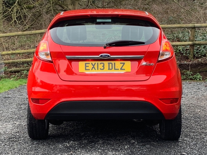 FORD FIESTA ZETEC 2013