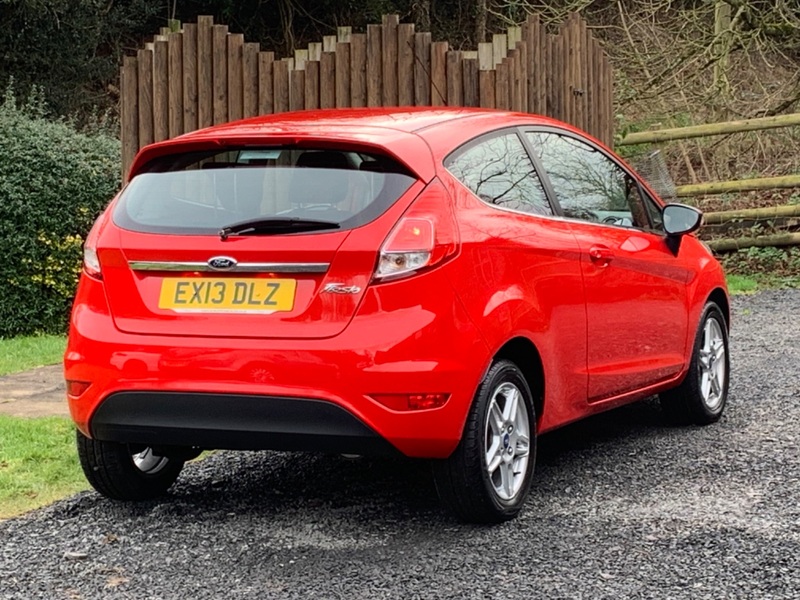 FORD FIESTA ZETEC 2013