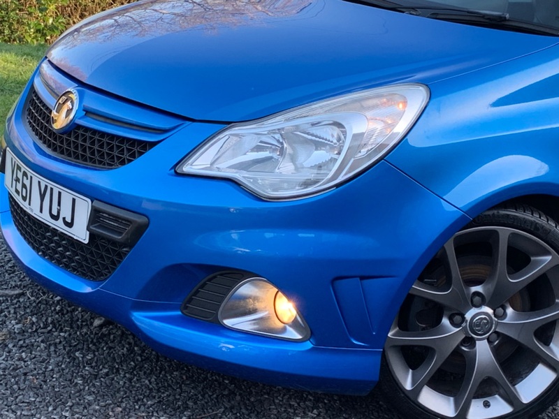 VAUXHALL CORSA VXR BLUE EDITION 2011