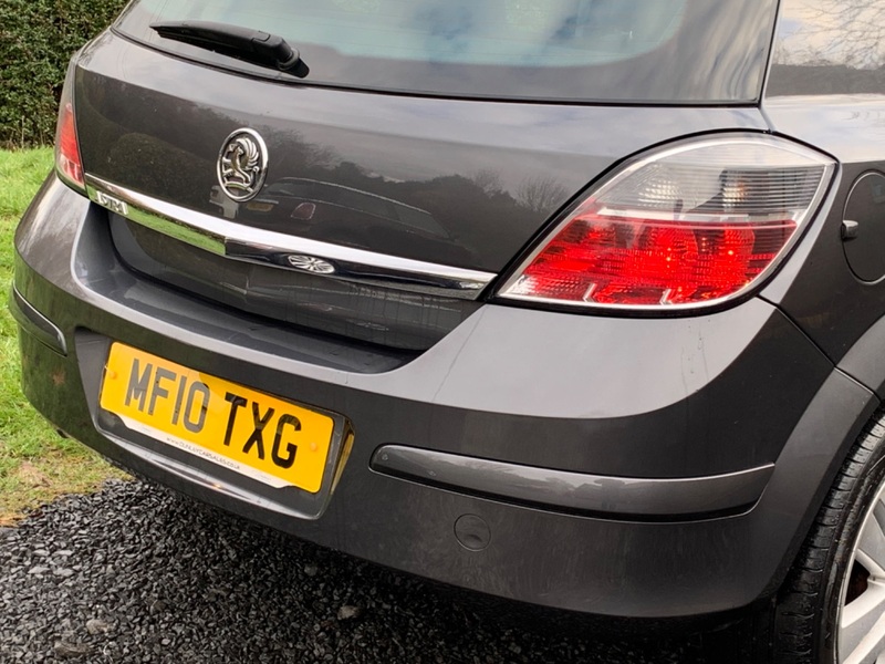 VAUXHALL ASTRA SXI 16V 2010