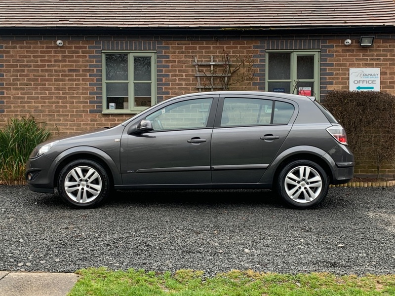 VAUXHALL ASTRA SXI 16V 2010