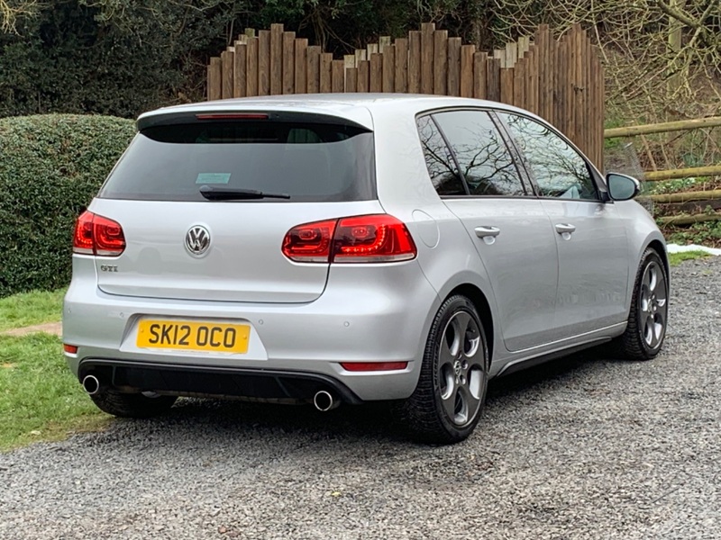 VOLKSWAGEN GOLF GTI 2012