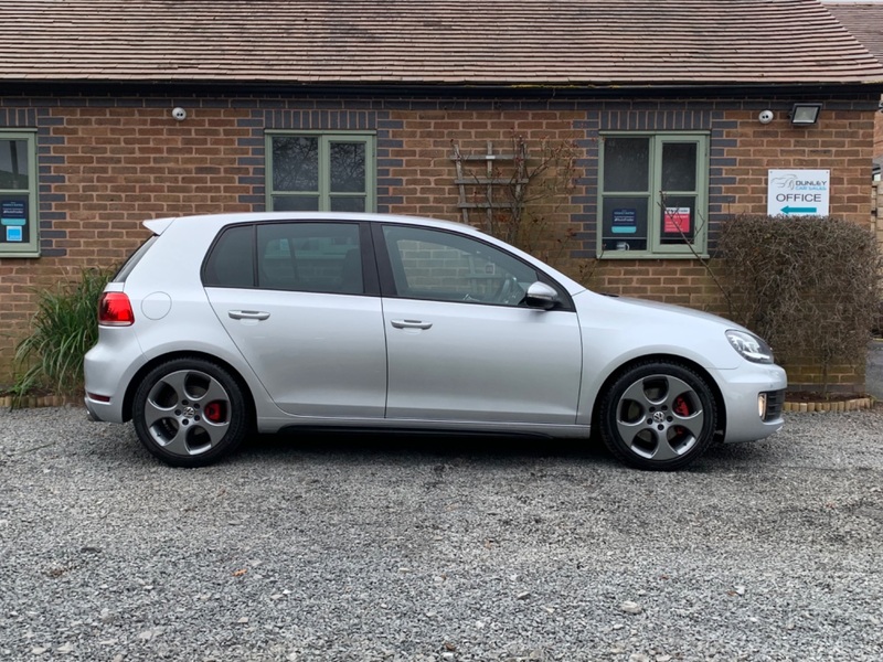 VOLKSWAGEN GOLF GTI 2012