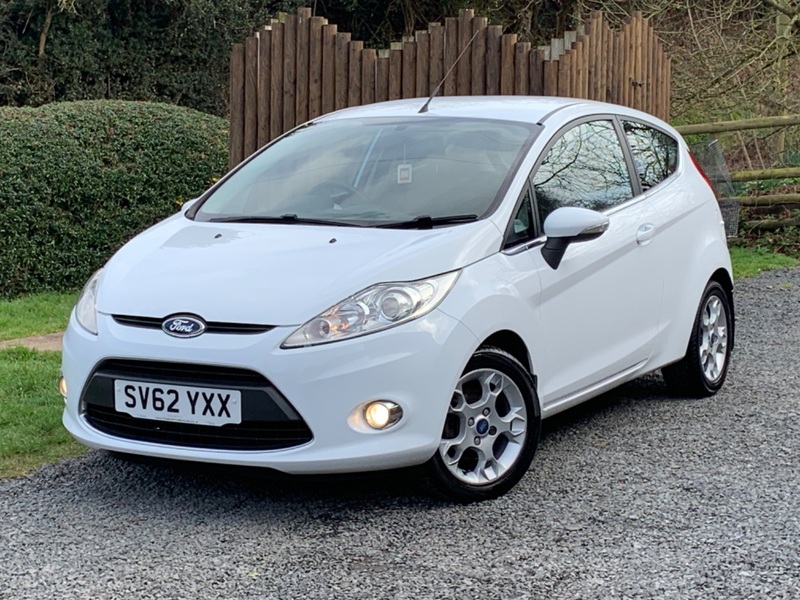 FORD FIESTA ZETEC 2012