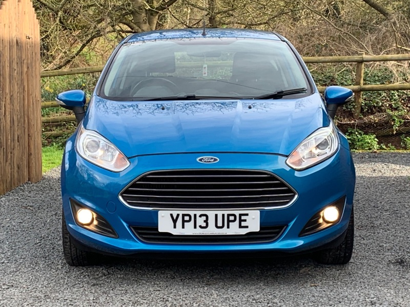 FORD FIESTA ZETEC 2013