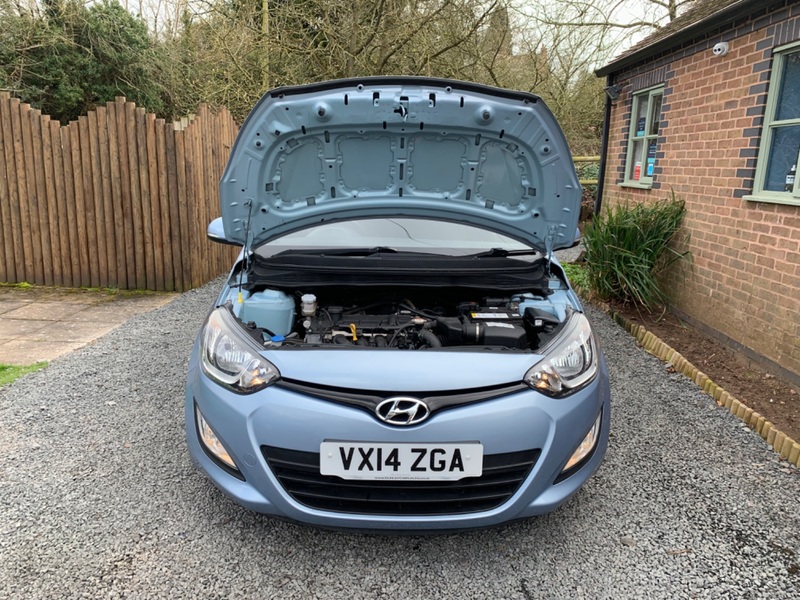 HYUNDAI I20 ACTIVE 2014