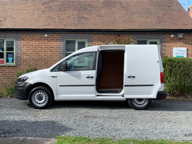 VOLKSWAGEN CADDY C20 TDI STARTLINE 2015