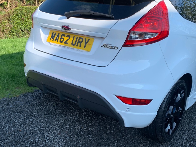 FORD FIESTA ZETEC S 2012