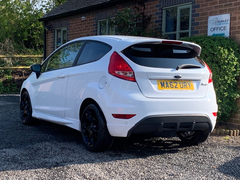 FORD FIESTA ZETEC S 2012