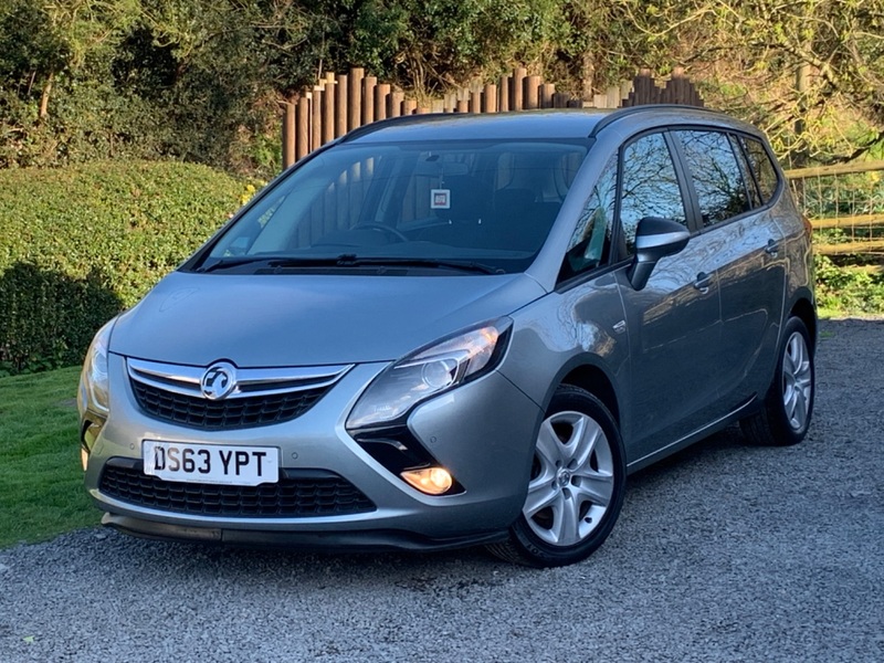 VAUXHALL ZAFIRA TOURER EXCLUSIV 2013