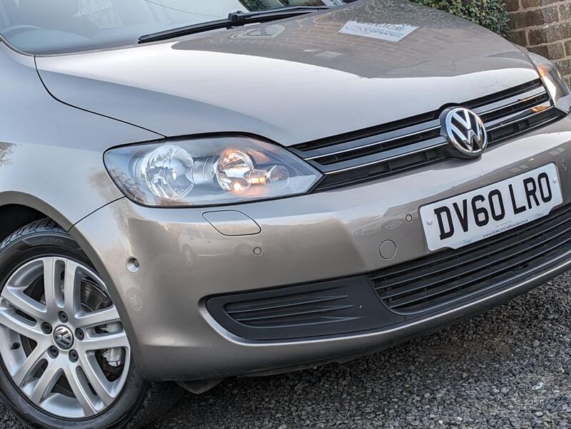 VOLKSWAGEN GOLF PLUS 1.6 TDI BlueMotion SE Euro 5 ss 5dr 2010