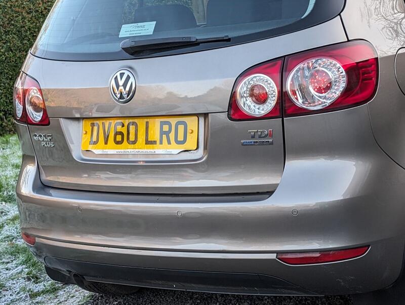 VOLKSWAGEN GOLF PLUS 1.6 TDI BlueMotion SE Euro 5 ss 5dr 2010